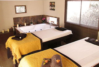 Día de Spa con piscina temperada + masaje corporal, facial