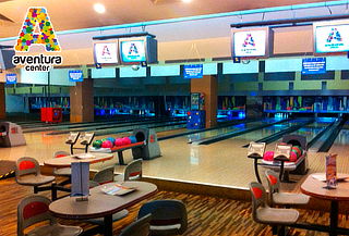 Aventura Center: 1 Hora en Pista de Bowling hasta 6 Personas