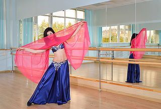 8 Clases de Danza Árabe en Studio Dance