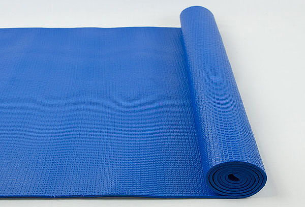 ¡Entrena En Tu Propio Hogar! Yoga Mat Pvc Liso 0.4 CM.