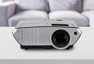 Proyector Philco Lúmenes a elección,