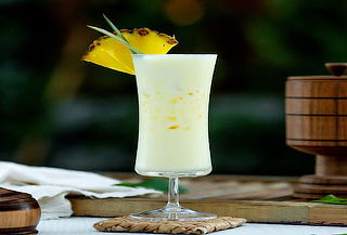 ¡Para Compartir! Tabla Española + 4 Piñas Coladas