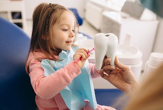 ¡Tratamiento Dental Niños! Evaluación + Profilaxis + Flúor