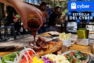 Disfruta de tenedor libre en La Hacienda del Jabalí! Lampa 