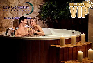 Velada Romántica para 2 con Hot Tub y más en Les Gemeaux