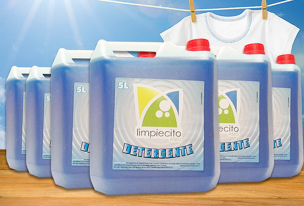 60% 20 Lt. Detergente Líquido Ropa Color + 10 Lt Ropa Blanca