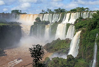 Iguazú: 4 Días y 3 Noches + Ice Bar Abierto + Traslados 