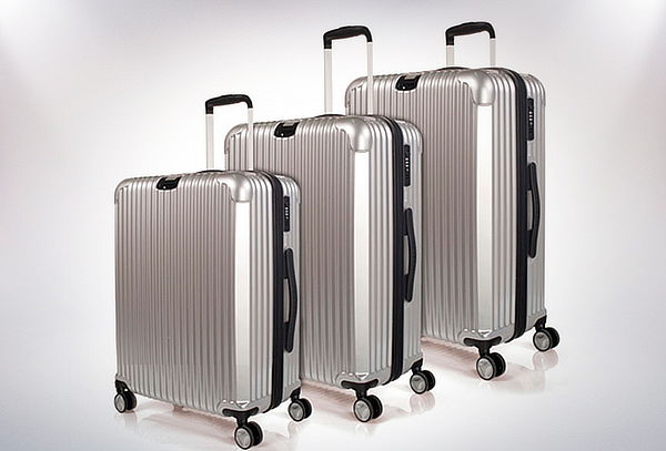 Set de 3 maletas rígidas con ruedas 360º