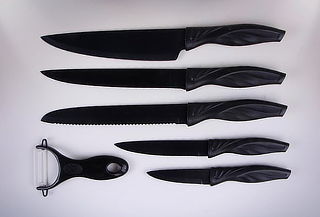 Set 5 Cuchillos Cerámica + Pelador Negro