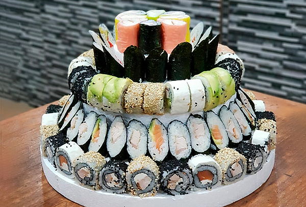 sushi torta