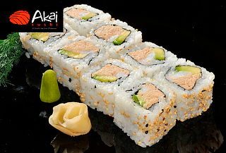 84 Piezas de Sushi en Akai Sushi Carmencita, Las Condes