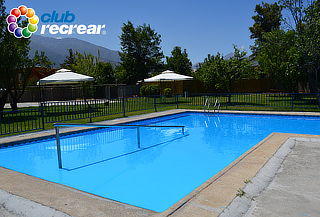 Entrada a Piscina de Lunes a Domingo, Club Recrear Entrada a Piscina de Lunes a Domingo, Club Recrear