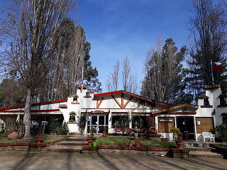 Hotel Jardín del Lago, Lago Rapel: 1, 2, 3 o 4 noches para 2 Hotel Jardín del Lago, Lago Rapel: 1, 2, 3 o 4 noches para 2