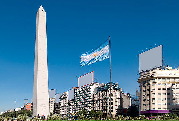Buenos Aires, Argentina: Ticket aéreo, hotel, tour y más