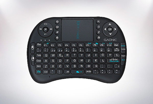 Navega en tu Smart TV con comodidad con este teclado inalámbrico