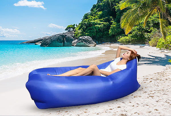 El sofá hinchable que necesitas para descansar en la playa o la montaña  está en … ¡por menos de 20 euros!