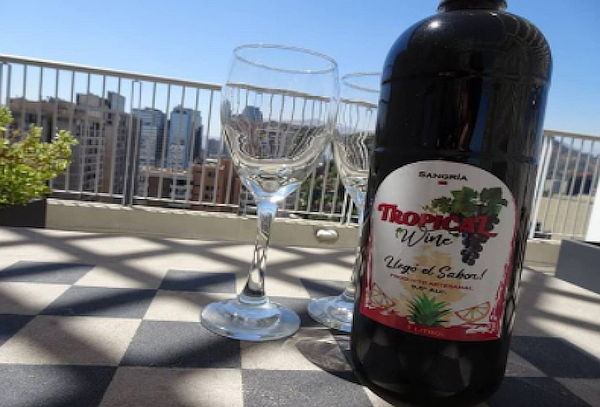 ¡Nueva y Única! 1 Litro Sangría Tropical Wine
