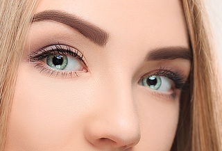 Perfilado de Cejas + Pigmentación Semipermanente