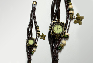 Reloj Vintage con genial correa de eco cuero