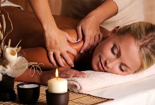 ¡Mega Oferta! Masaje de Relajación + Reflexologia + Reiki