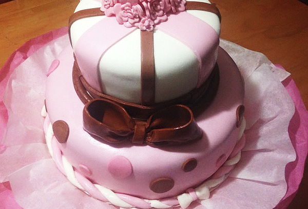 Torta para 15 o 30 Personas + 12 mini cupcakes   Puente Alto