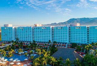 Puerto Vallarta: Hospedaje 5D/4N en Sheraton Buganvilias 