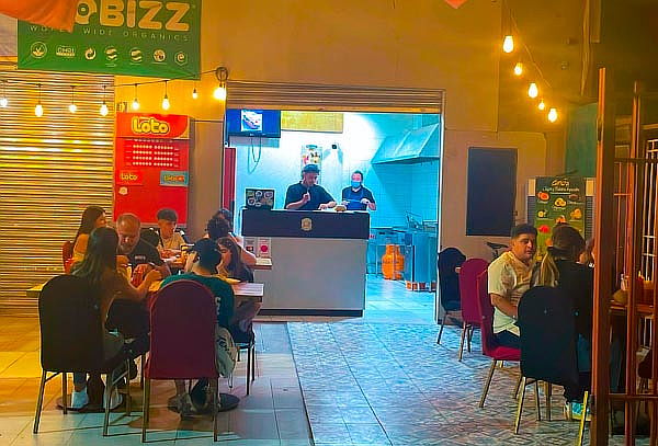 2 Mechadas a elección + Papas Fritas + Bebidas