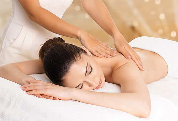 Masaje Descontracturante Beneficios Y Contraindicaciones Masaje