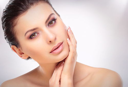 Brows Lamination + Tinte + Depilación Bozo