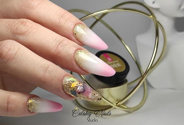 Uñas polygel con Hidratación y Exfoliación