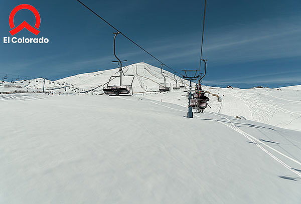 Skia en Centro de Montaña El Colorado.Ticket Mayor (25 a 64)