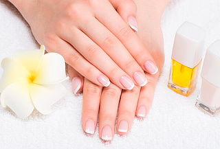 Manicure Esmaltado Permanente colores a elección