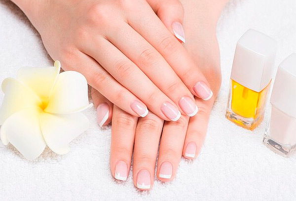 Manicure Esmaltado Permanente colores a elección