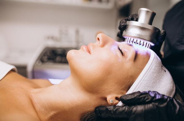 Tratamiento de rejuvenecimiento facial 10s radiofrecuencia