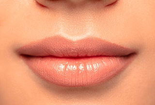 Microlabial en Kamia Alisados