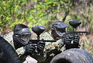 Paintball Cajón del Maipo + Quincho Orilla Río para 1, 2 ó 6