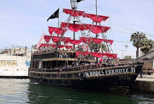 Viaje de 1 hora por la bahía de Coquimbo con combate a bordo