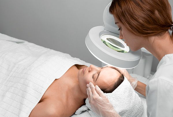 Limpieza facial con microdermoabrasion + Peeling Ultrasonico