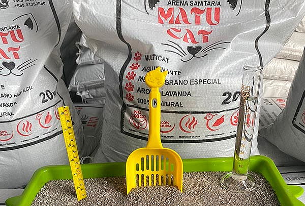 Arena Sanitaria para Gatos Premium de 20 Kg Matu Cat 