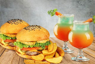 2 Hamburguesas Ameri + Papas + 2 Mocktails Bunny Kingdom