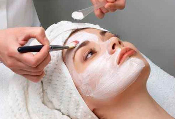 Limpieza Facial Premium + Masaje de Relajación 15 minutos