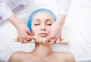 Limpieza facial profunda 