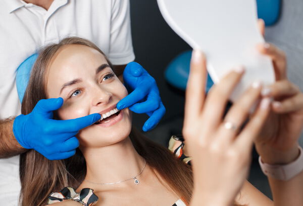 Blanqueamiento  + Limpieza dental + Pasta dental de regalo