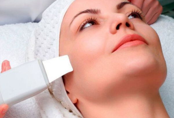 Limpieza facial + Peeling ultrasónico + Cabina led 