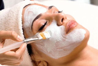 Limpieza facial + Peeling ultrasónico + Cabina led 