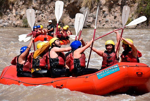 Disfruta de la mejor experiencia de Rafting  + Fotografías!