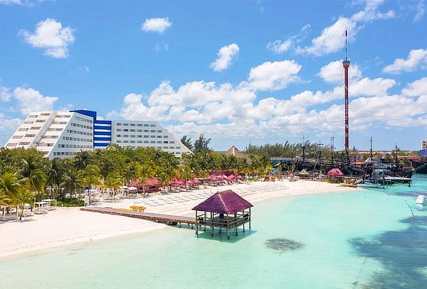 Cancún: Hospedaje 5D/4N en Grand Oasis Palm