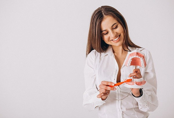 Limpieza dental: Diagnóstico + Destartraje + Profilaxis 