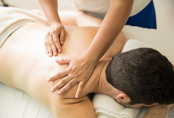 Masaje Descontracturante Cuerpo Completo en Rosso Spa