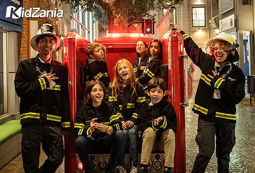 Entrada KidZania® 4 niños + 2 adultos